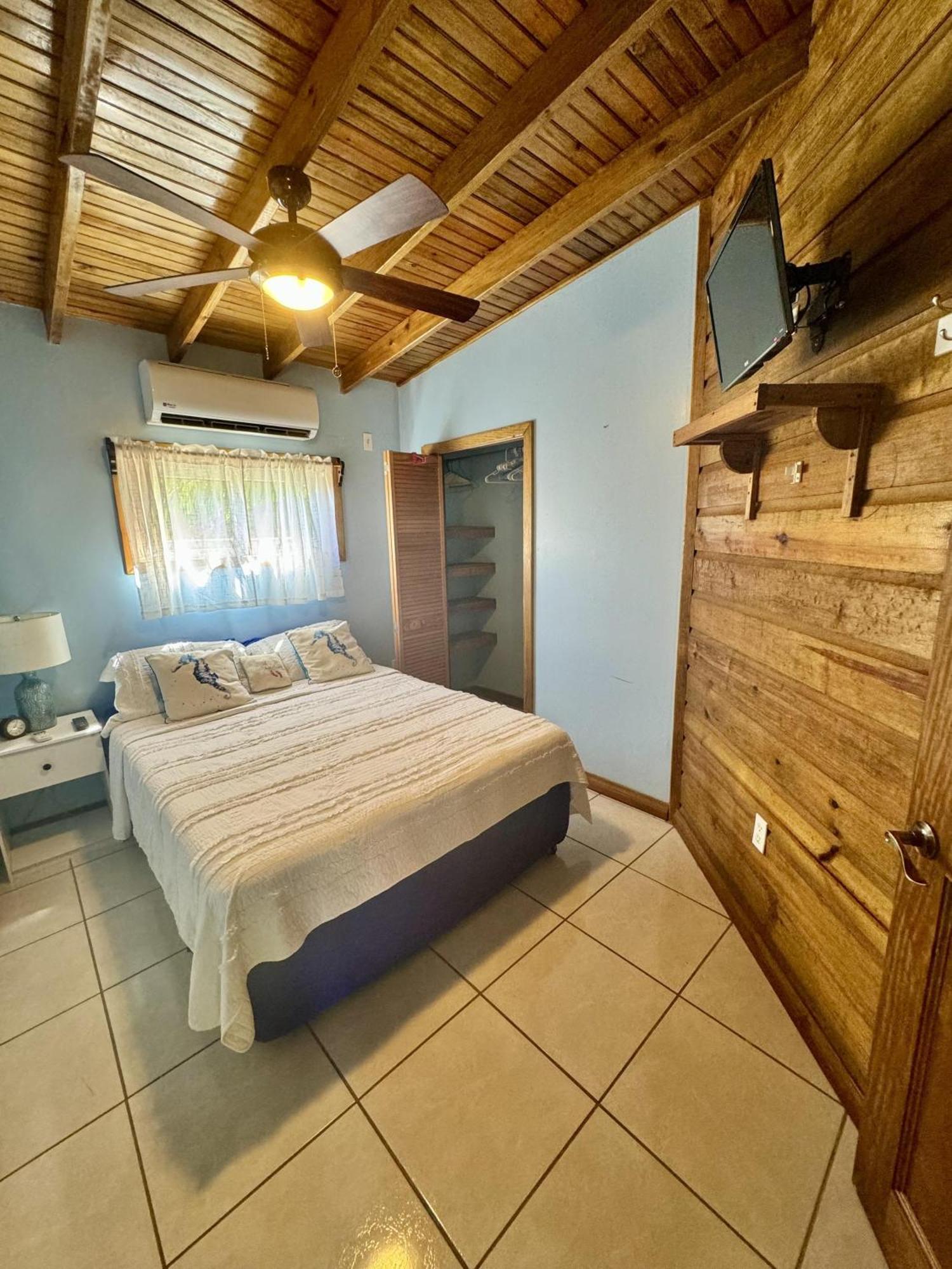 Blue Bahia Resort Sandy Bay Eksteriør billede